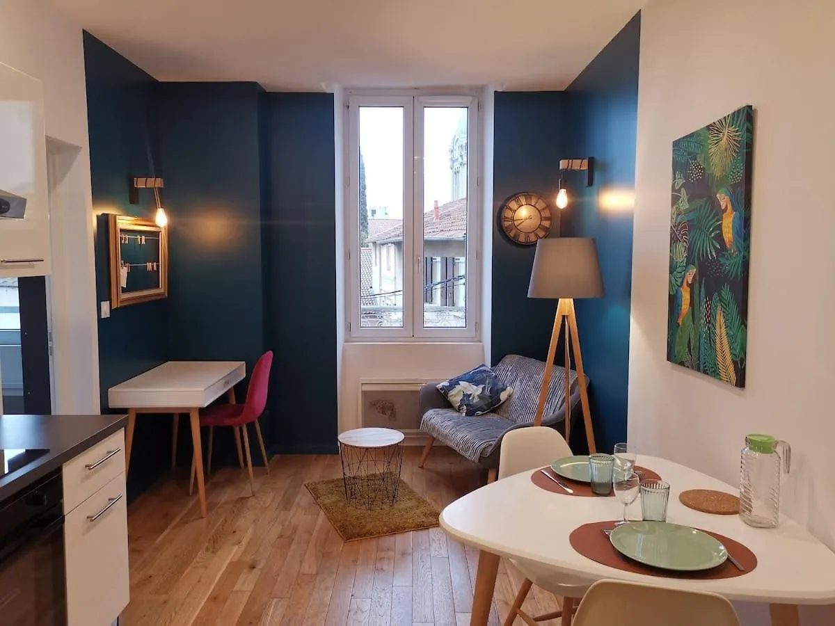 T2- Idealement Situe, Pour Votre Sejour A Valence!